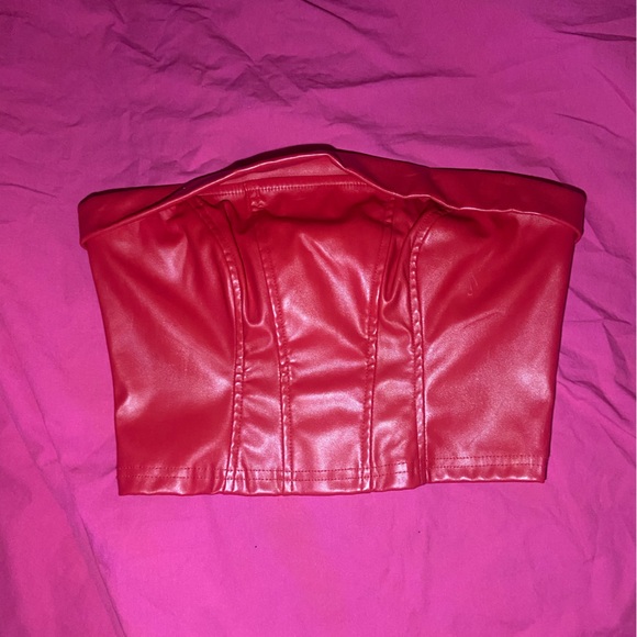 Red Leather tube top - Picture 2 of 6